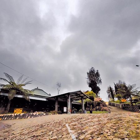 Bromo Permai 1 Hotel Exterior foto