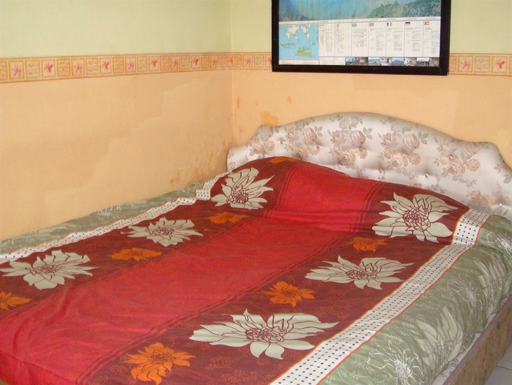 Bromo Permai 1 Hotel Exterior foto